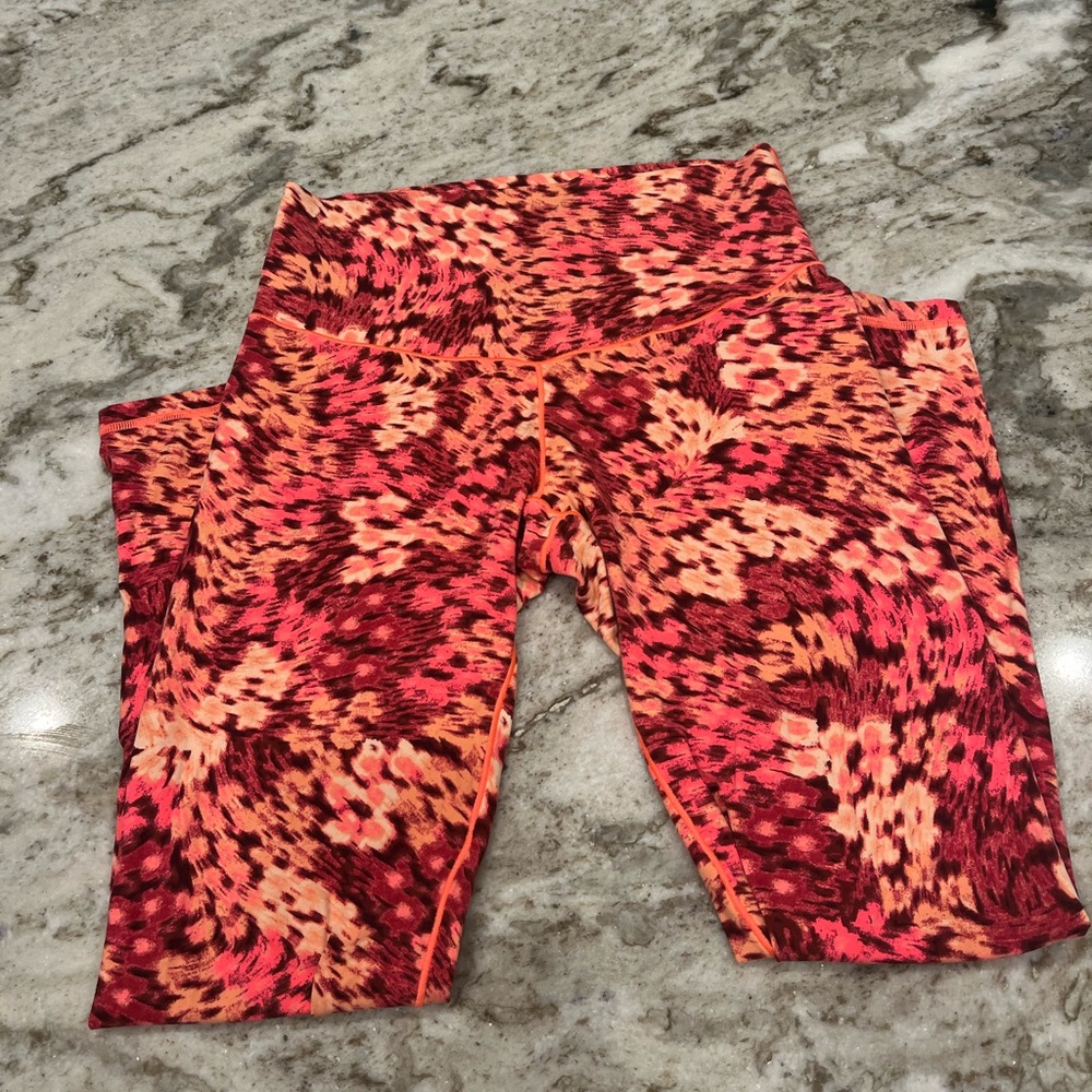 Aerie Offline Coral Print Real Me Xtra 7/8 Length Leggings